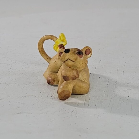 Vintage Freeman George Good Lioness Female Lion Figurine Yellow Bow Miniature - Picture 2 of 8